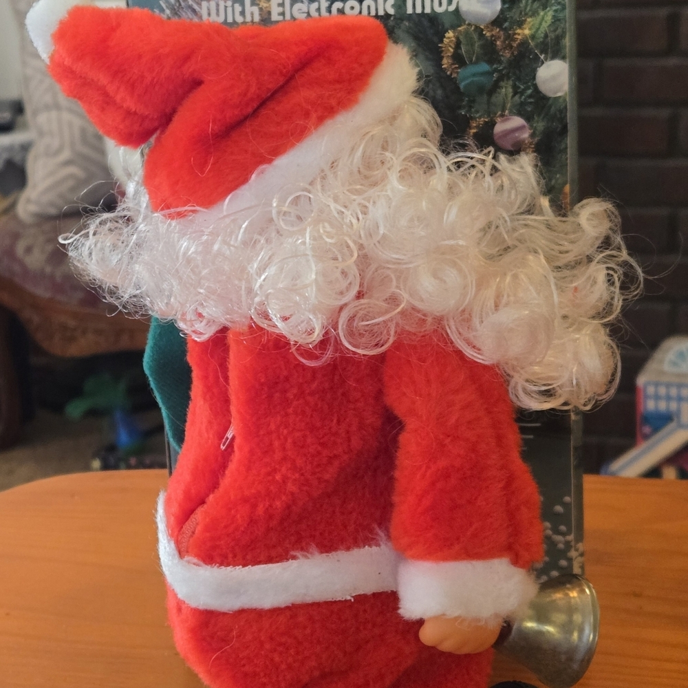 Vtg Annoying Kitschy Action Santa with Electronic Music with Box Christmas WORKS - Picture 11 of 12